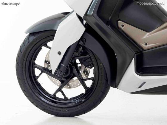 YAMAHA XMAX 250 CONNECTED ABS 
